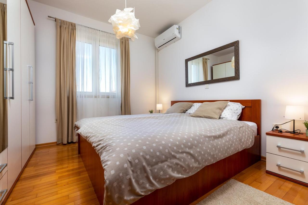 罗维尼Duplex + Garage公寓 外观 照片